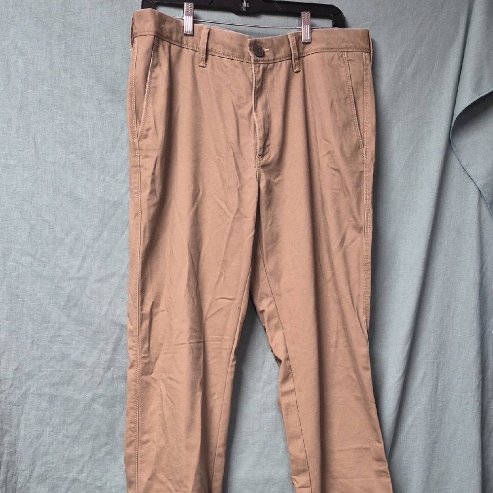 LK Life Khaki Men's Tanish Green Pants  34x30